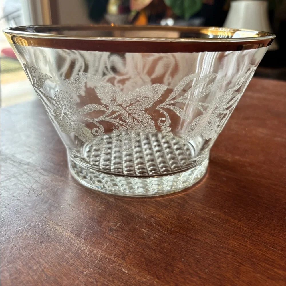 Vintage Bartlett-Collins ice bucket or serving bowl from the mid-20th century.